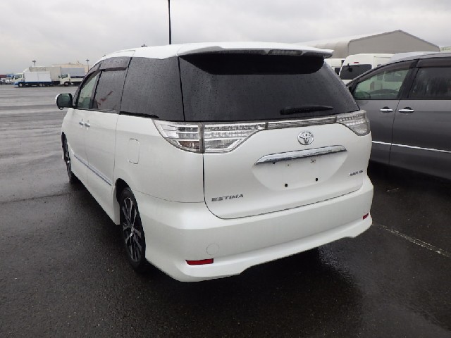 TOYOTA ESTIMA 2014 Image 28