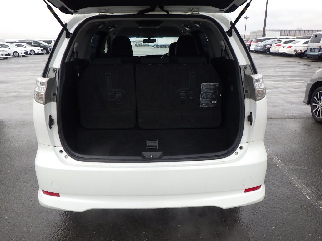 TOYOTA ESTIMA 2014 Image 29