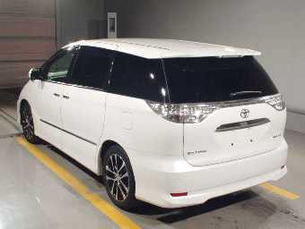 TOYOTA ESTIMA 2014 Image 4
