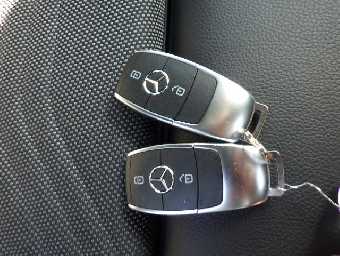 MERCEDES BENZ A CLASS 2019 Image 12