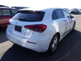 MERCEDES BENZ A CLASS 2019 Image 20