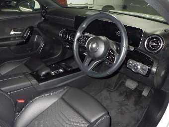 MERCEDES BENZ A CLASS 2019 Image 5