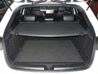 MERCEDES BENZ A CLASS 2019 Image 8