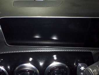 MERCEDES BENZ A CLASS 2019 Image 10