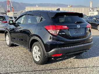 HONDA VEZEL 2017 Image 11