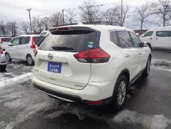 NISSAN X-TRAIL 2018 Image 2