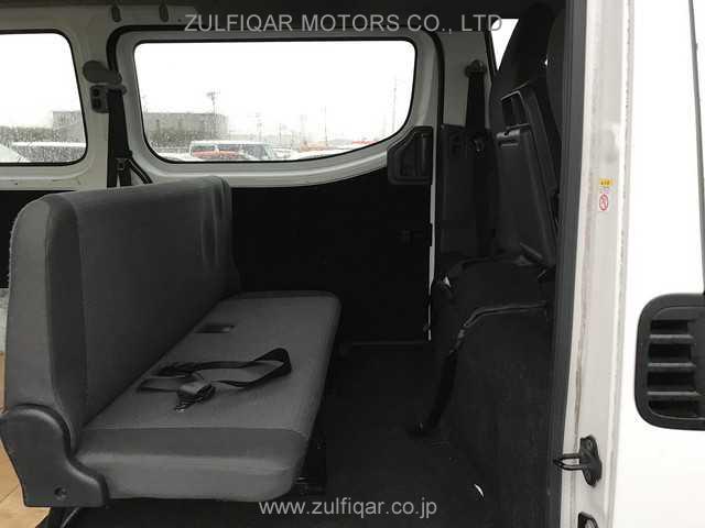 NISSAN NV350 CARAVAN 2015 Image 7