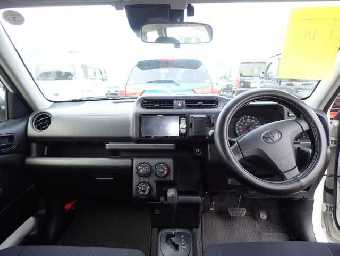 TOYOTA SUCCEED 2017 Image 5