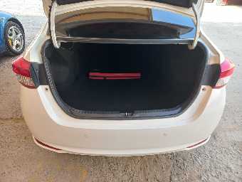TOYOTA YARIS 2019 Image 10