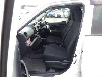 TOYOTA PROBOX 2018 Image 10