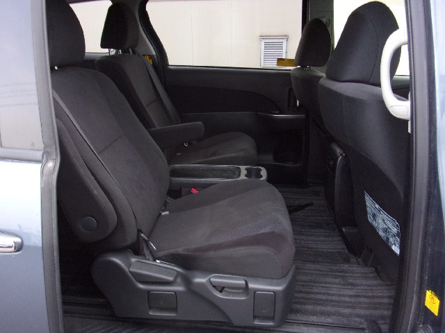 TOYOTA ESTIMA HYBRID 2014 Image 27