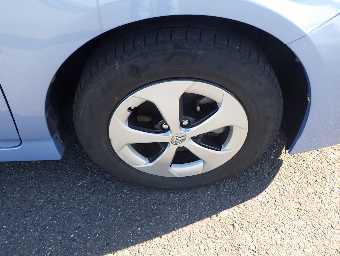 TOYOTA PRIUS PHV 2012 Image 11