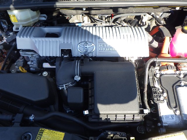 TOYOTA PRIUS PHV 2012 Image 25