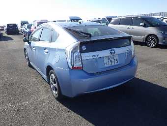 TOYOTA PRIUS PHV 2012 Image 8