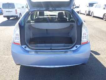TOYOTA PRIUS PHV 2012 Image 9