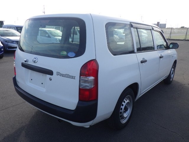 TOYOTA PROBOX 2018 Image 29