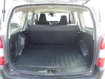 TOYOTA SUCCEED 2017 Image 15