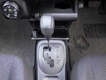 TOYOTA SUCCEED 2018 Image 12