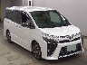 TOYOTA VOXY 2018 Image 1