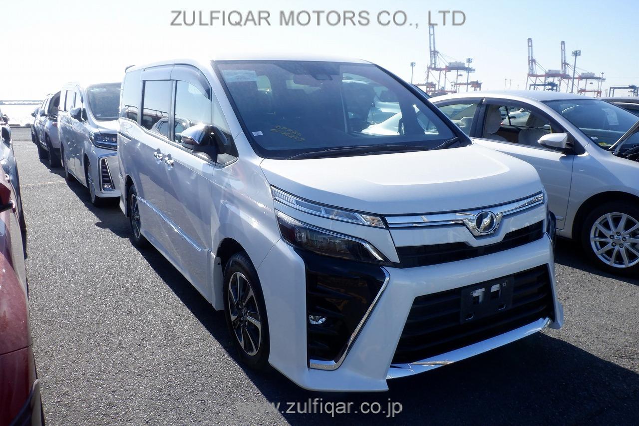 TOYOTA VOXY 2018 Image 27