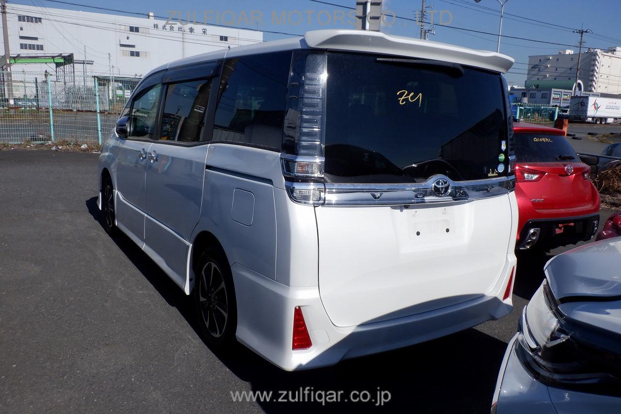 TOYOTA VOXY 2018 Image 29