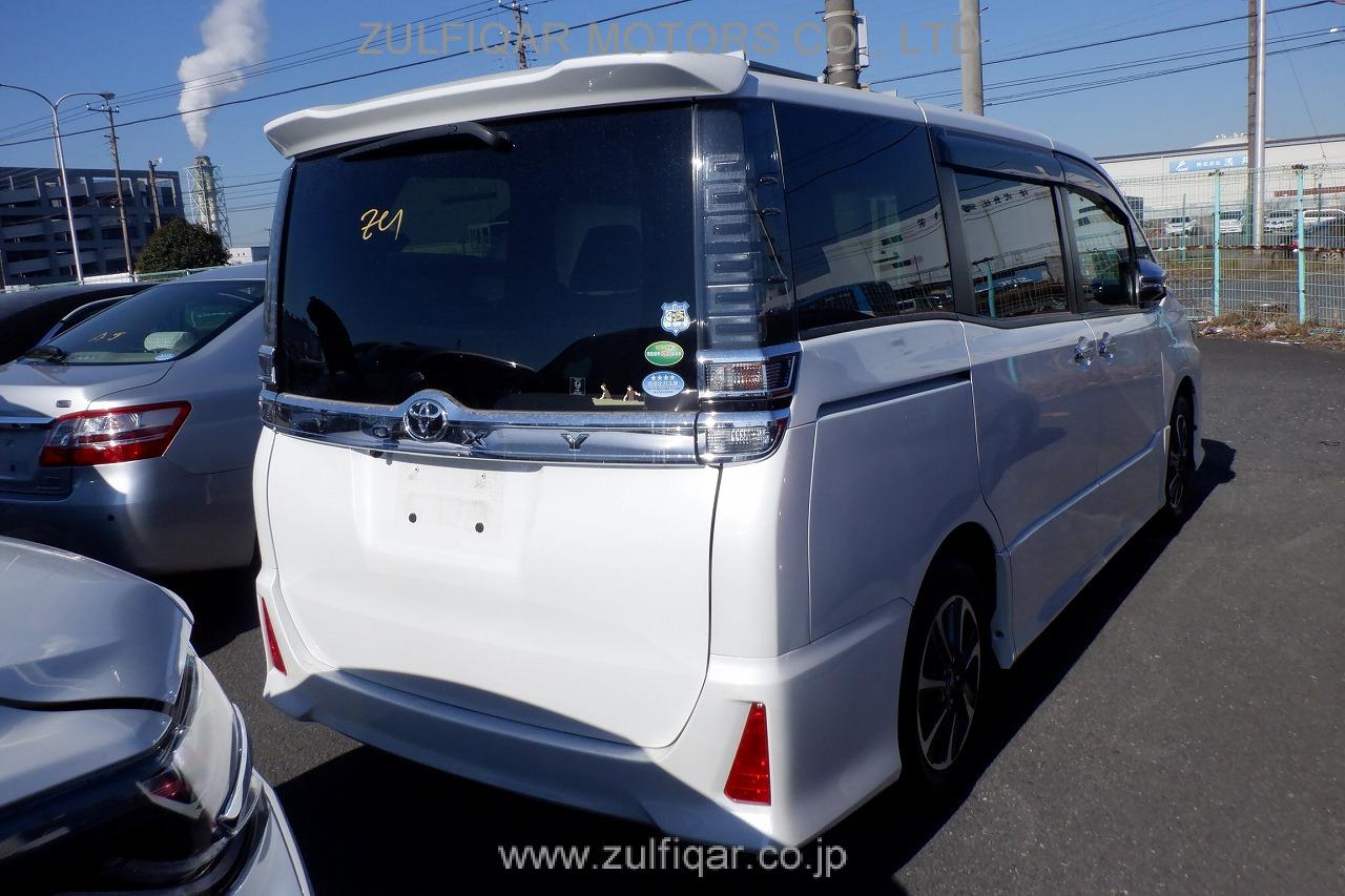 TOYOTA VOXY 2018 Image 30