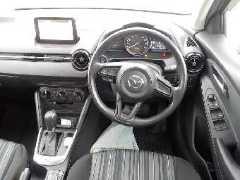 MAZDA DEMIO 2018 Image 21