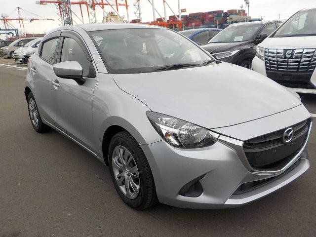 MAZDA DEMIO 2018 Image 35