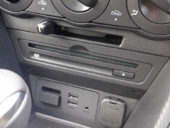 MAZDA DEMIO 2018 Image 9