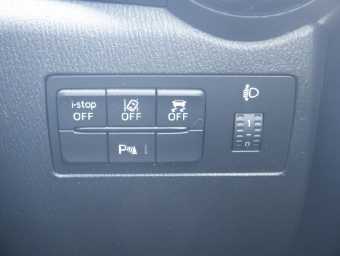 MAZDA DEMIO 2018 Image 10