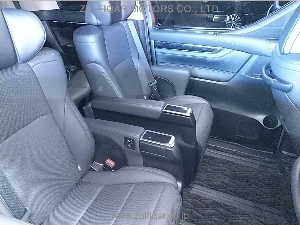 TOYOTA ALPHARD 2021 Image 6