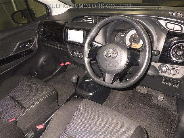 TOYOTA VITZ 2020 Image 3