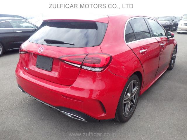 MERCEDES BENZ A CLASS 2018 Image 21