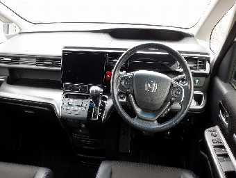 HONDA STEPWGN SPADA 2019 Image 11