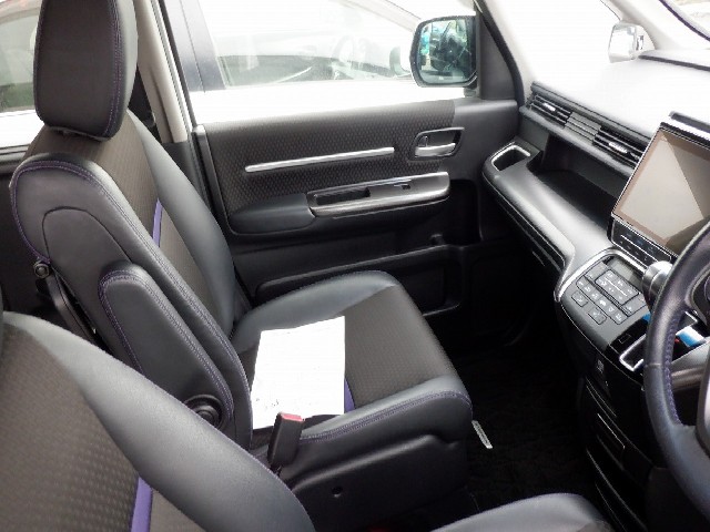 HONDA STEPWGN SPADA 2019 Image 20