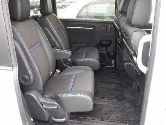 HONDA STEPWGN SPADA 2019 Image 15