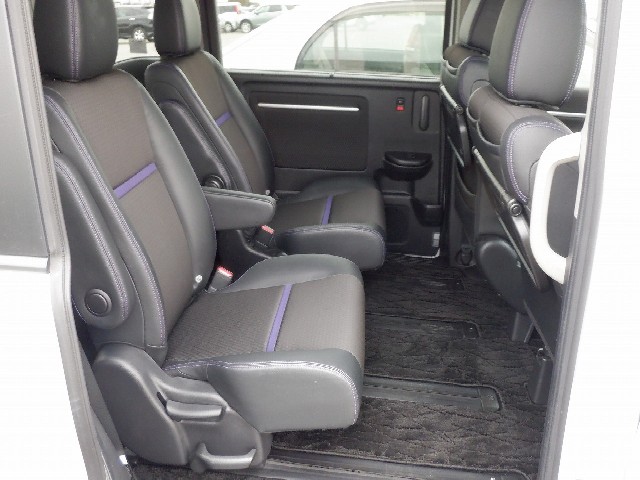 HONDA STEPWGN SPADA 2019 Image 21