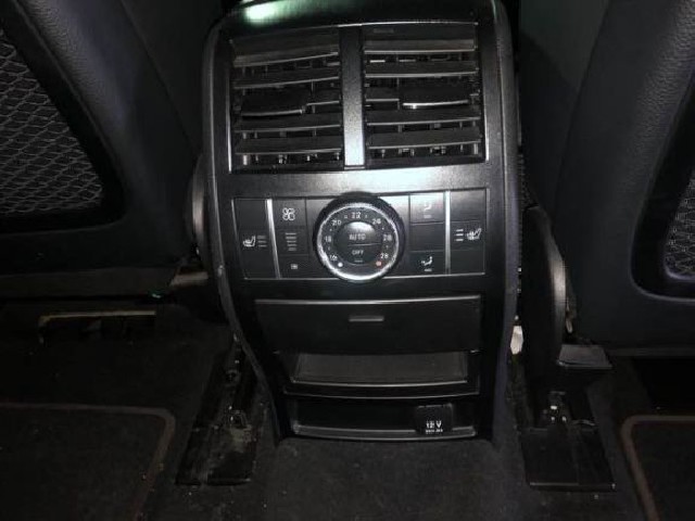 MERCEDES BENZ GL CLASS 2012 Image 24