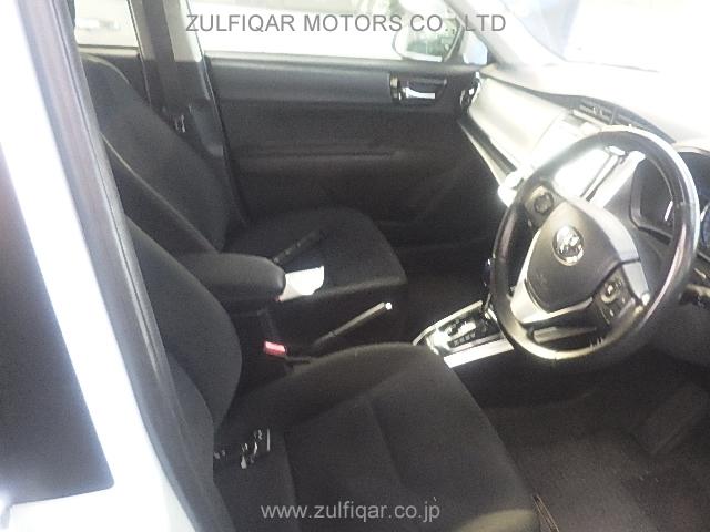 TOYOTA COROLLA FIELDER 2018 Image 11
