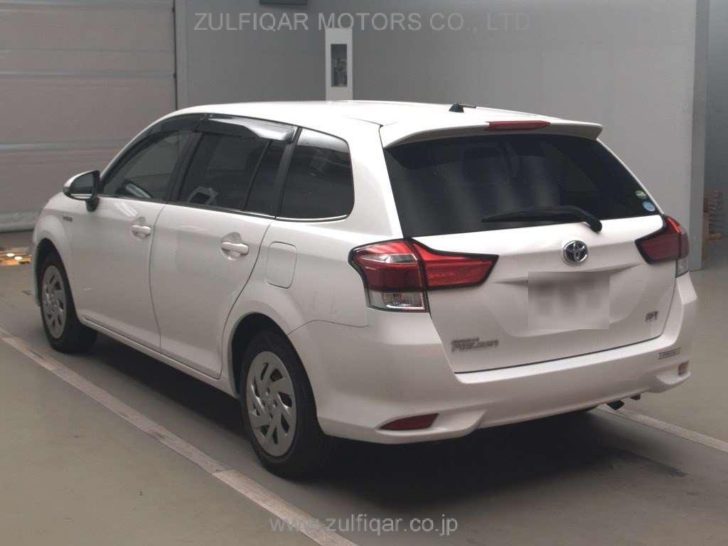 TOYOTA COROLLA FIELDER 2018 Image 4