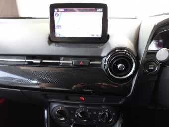 MAZDA DEMIO 2018 Image 19