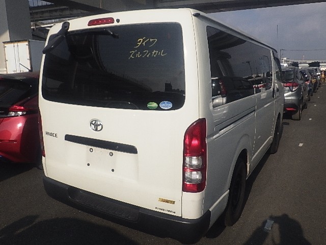 TOYOTA HIACE 2018 Image 27