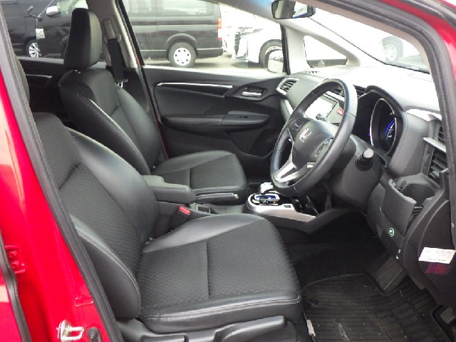 HONDA FIT HYBRID 2014 Image 21