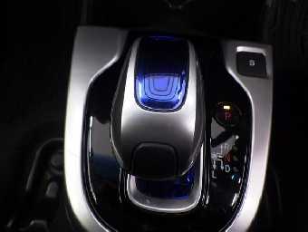 HONDA FIT HYBRID 2014 Image 10