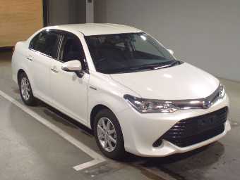 TOYOTA COROLLA AXIO 2015 Image 3