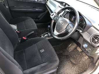 TOYOTA COROLLA AXIO 2015 Image 5