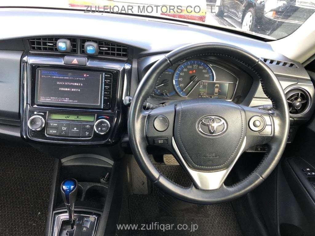 TOYOTA COROLLA AXIO 2015 Image 6