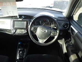 TOYOTA COROLLA AXIO 2015 Image 9