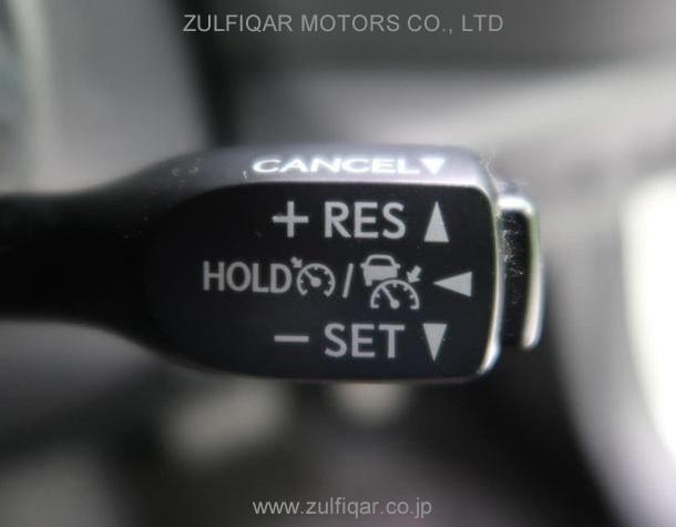 TOYOTA C-HR 2018 Image 5