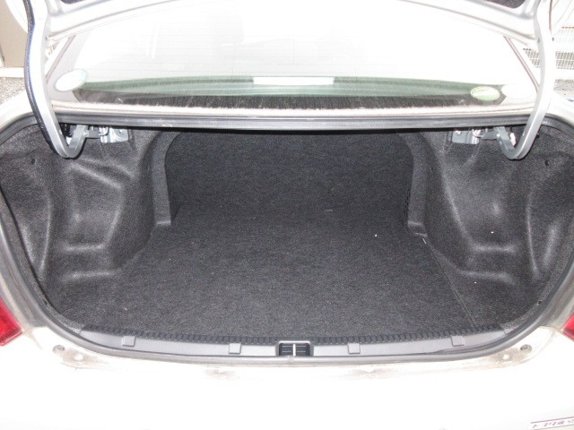 TOYOTA COROLLA AXIO 2018 Image 19